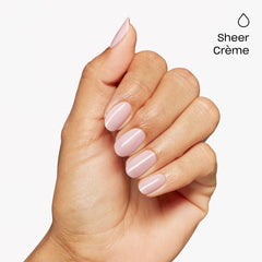OPI uñas en primer plano mostrando acabado natural y aspecto alargado