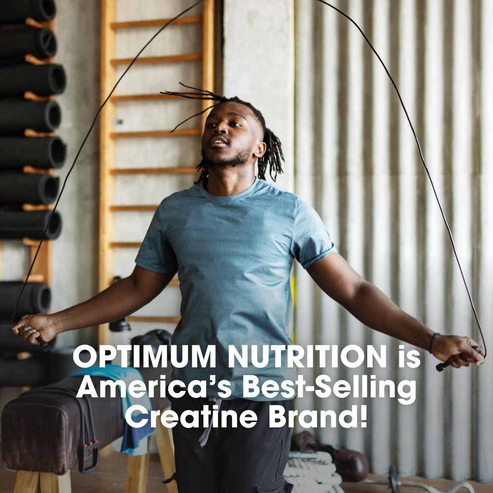 Optimum Nutrition atleta realizando levantamiento para rendimiento y fuerza