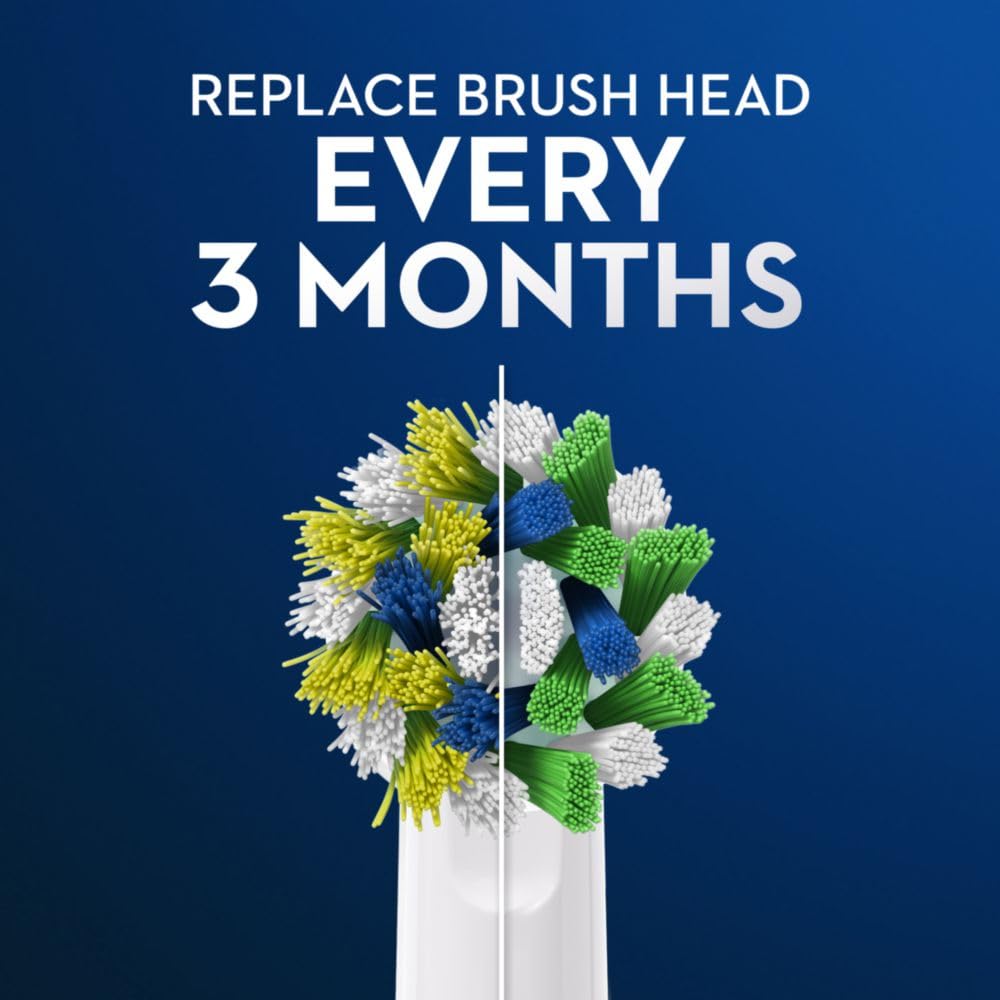 Cabezal Oral-B CrossAction montado en mango Oral-B demostrando ajuste seguro