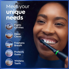 Oral-B iO5 handle display closeup showing smart display and controls for guided brushing