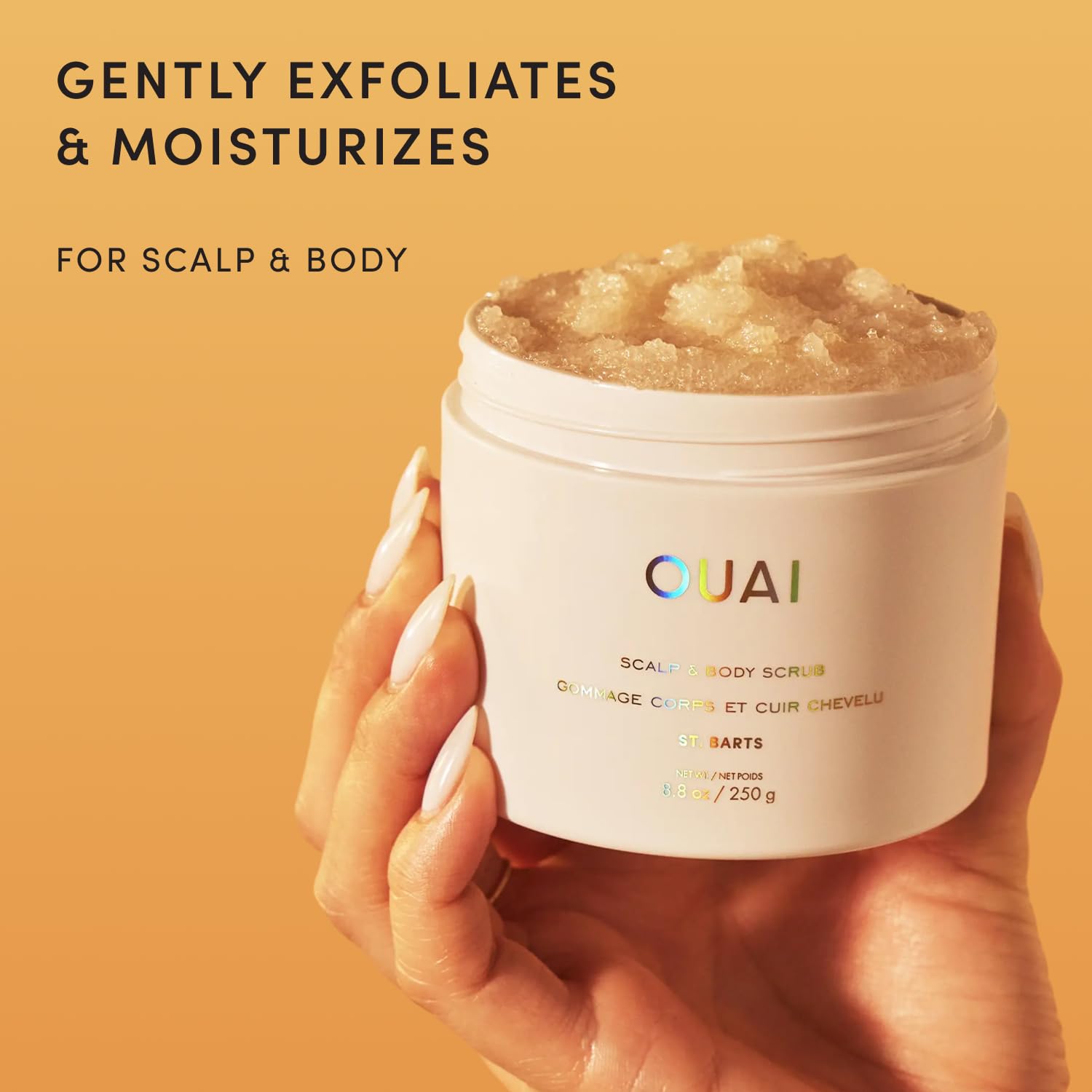 OUAI textura del exfoliante con cristales de azúcar y aspecto nutritivo