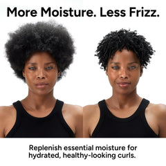 Ouidad aplicación en mano sobre cabello húmedo para preparar rizos