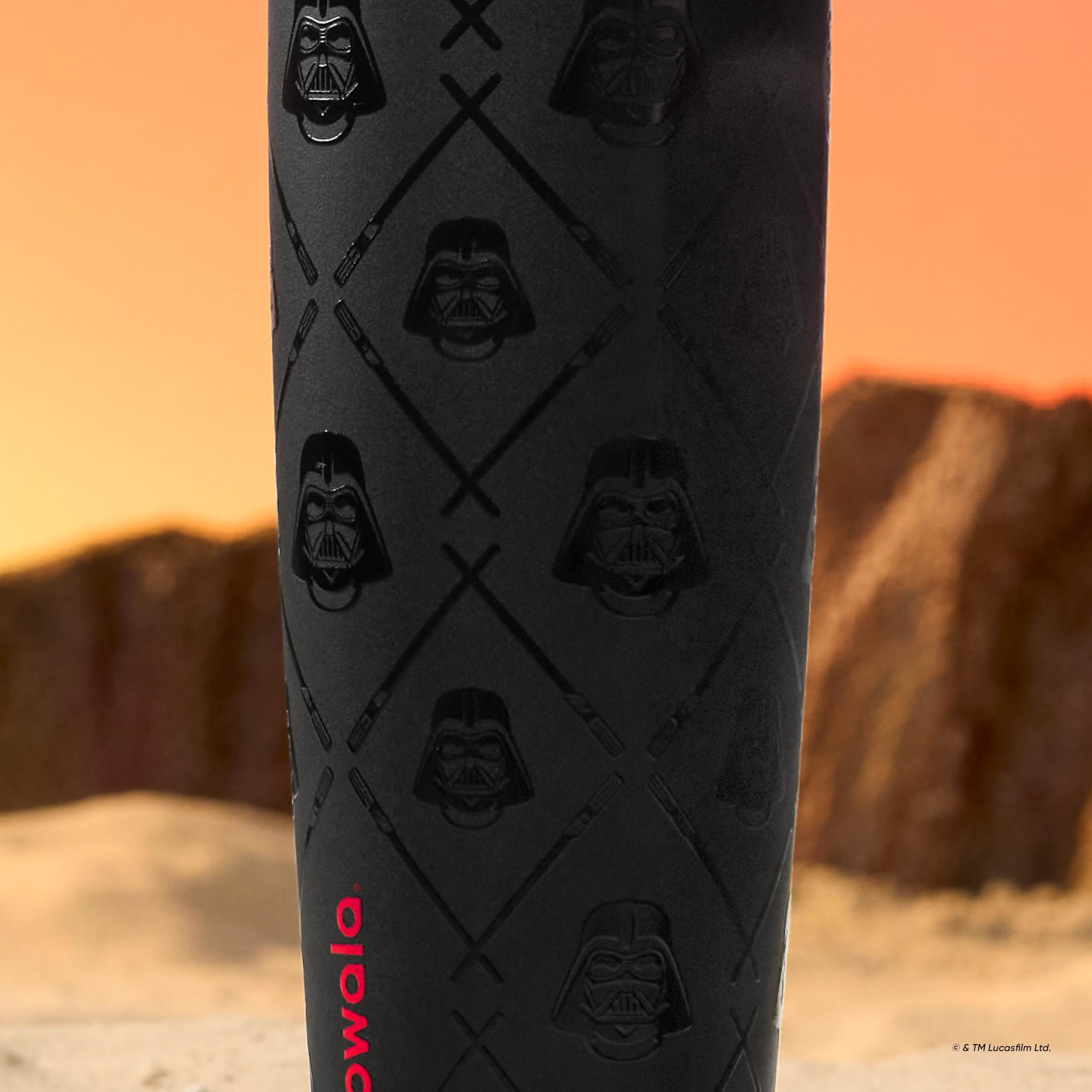 Owala empaque Star Wars presentable como regalo con gráfico Darth Vader