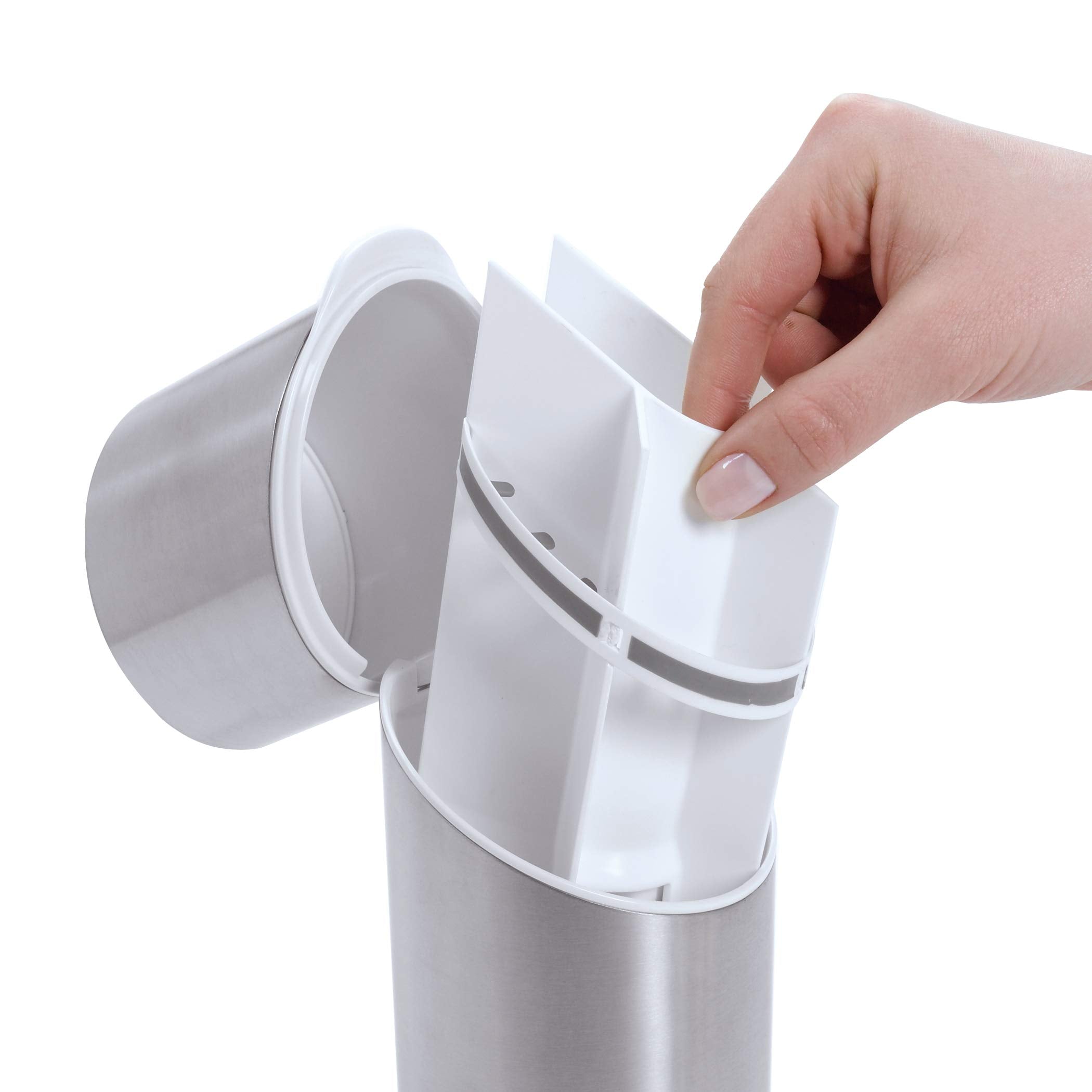 OXO etiqueta y acabado brillante que combina con accesorios modernos