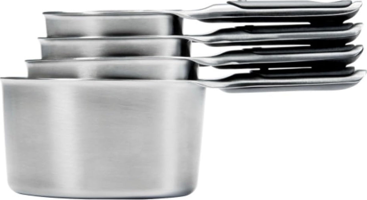 OXO vista frontal del set de tazas medidoras, almacenamiento compacto