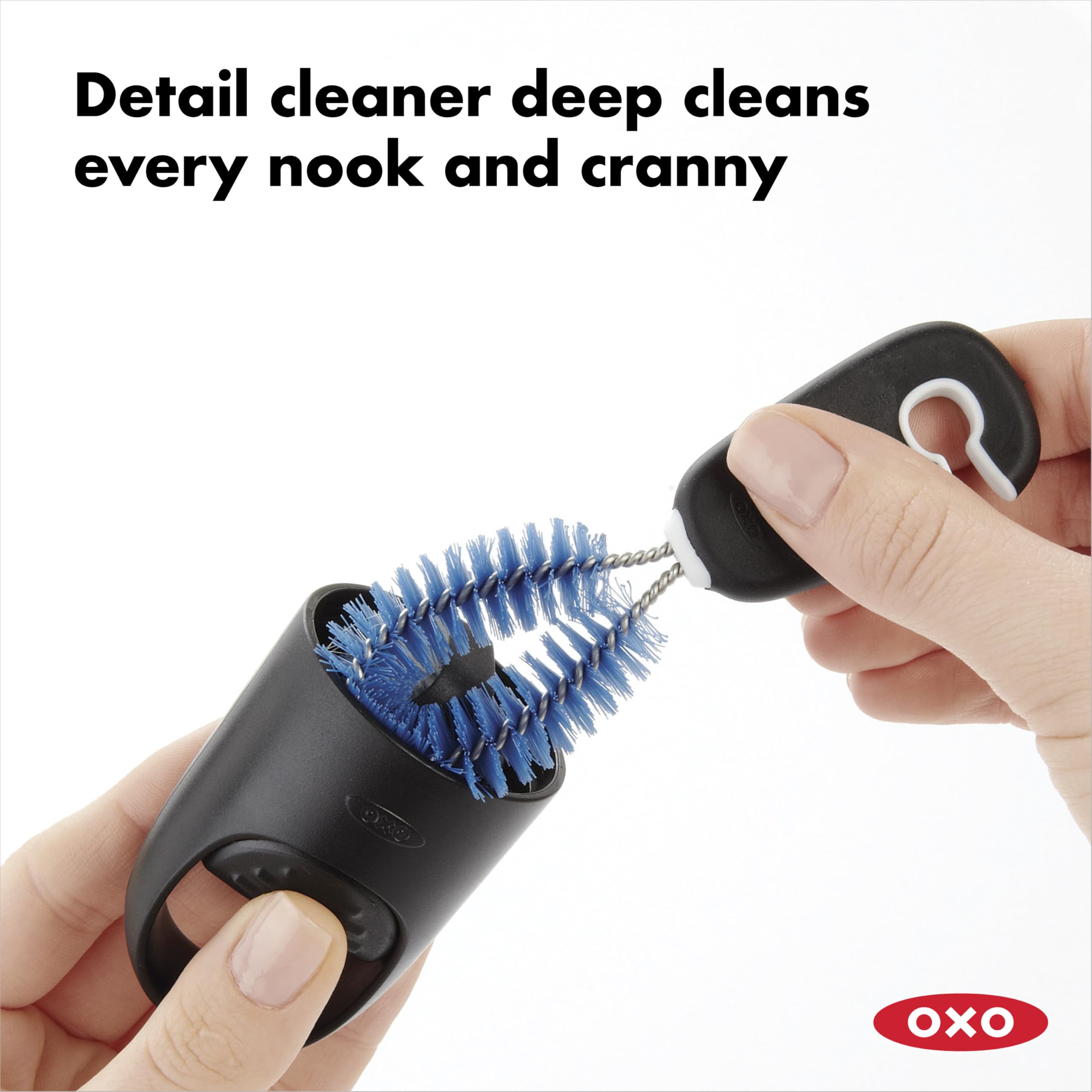 OXO Good Grips primer plano de cerdas de nylon duraderas, resistentes al desgaste