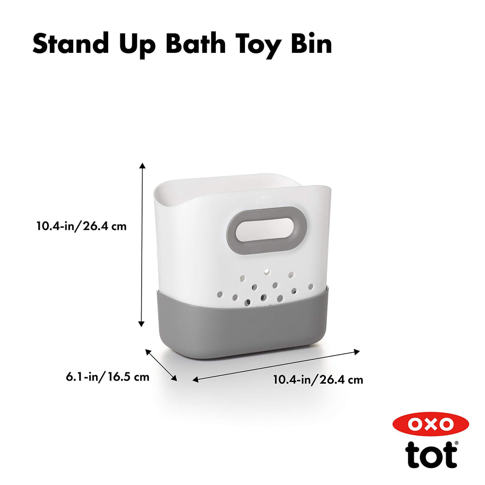 OXO Tot comparación de tamaño con una mano para visualizar la capacidad