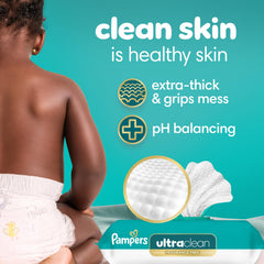 Pampers Ultraclean tapa pop top abierta para dispensar una toallita