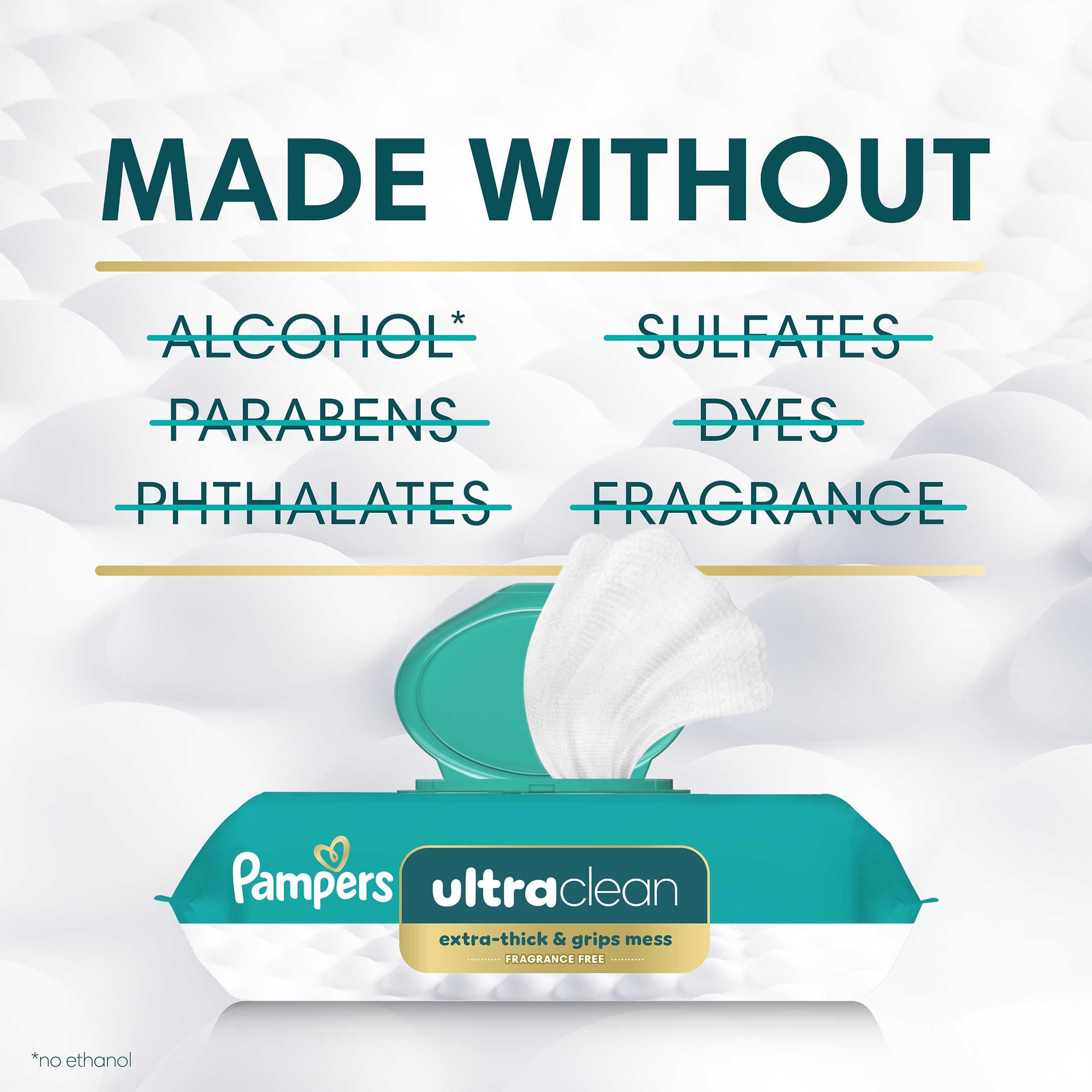 Pampers Ultraclean toallita limpiando un bebé durante cambio de pañal