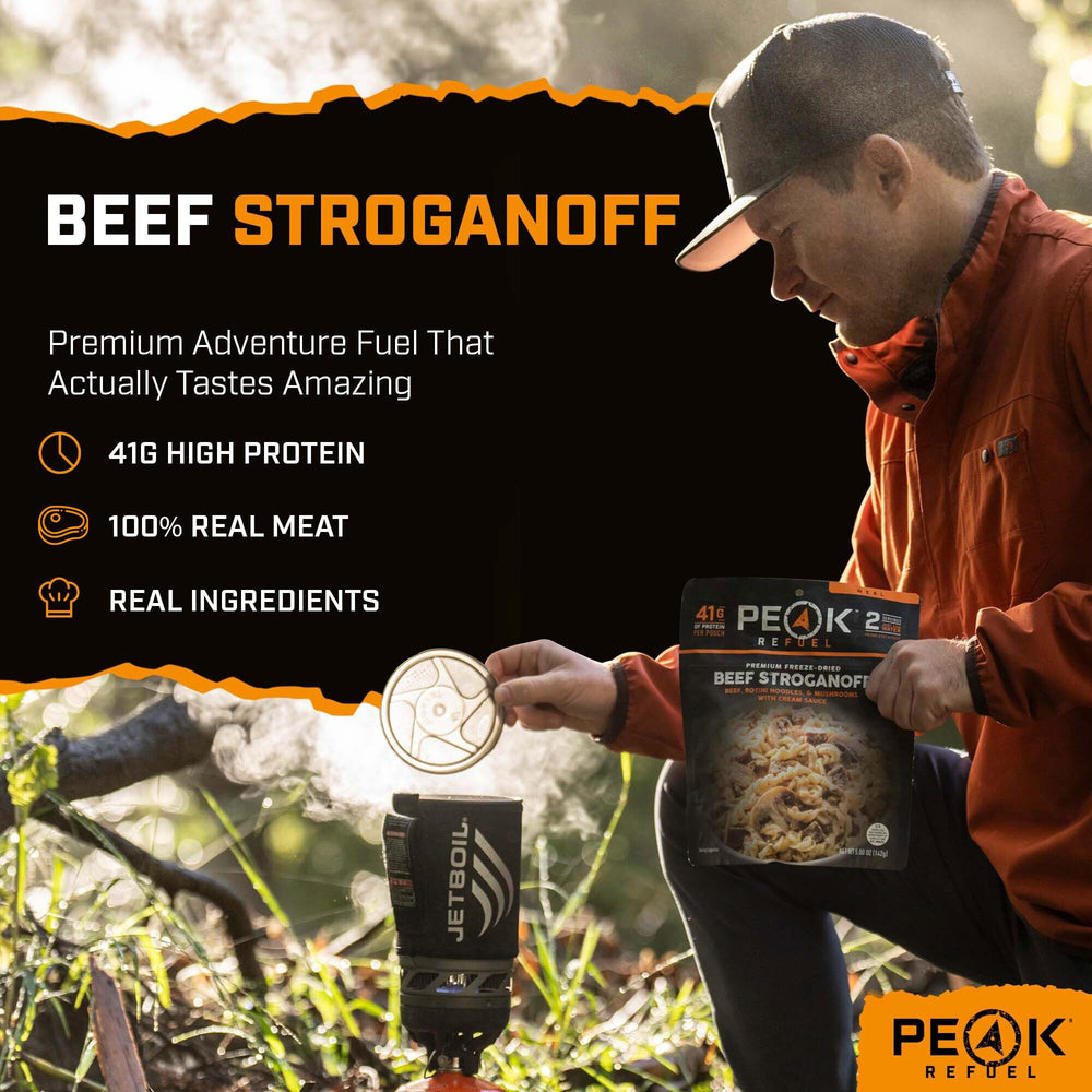 Peak Refuel primer plano de carne y salsa que destaca sabor