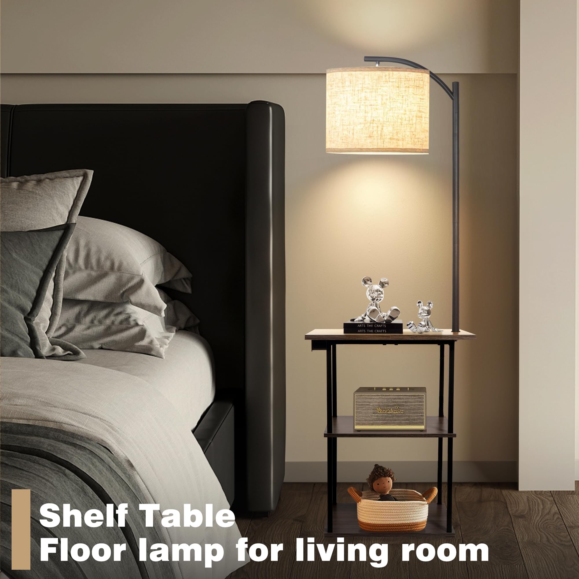 PESRAE comparación de tamaño junto a sillón para visualizar escala