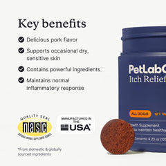 PetLab Co. masticable en mano humana ilustrando tamaño y fácil dosificación