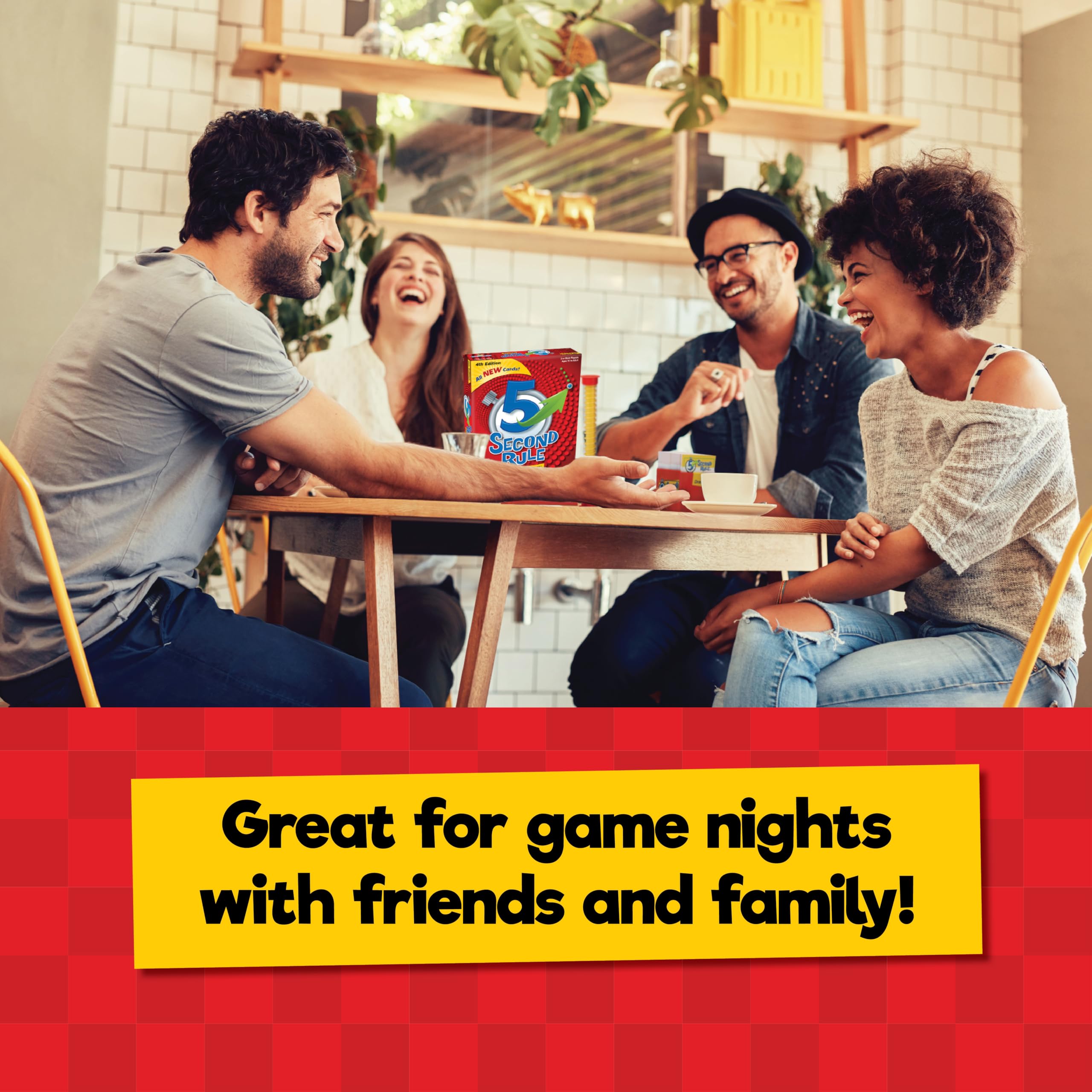 PlayMonster ambiente de fiesta con el juego en uso generando risas grupales