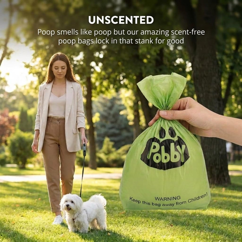 PobbY comparación del tamaño de la bolsa con una mano para apreciar escala real