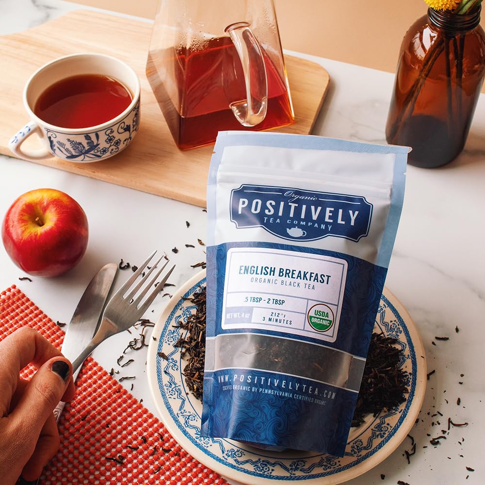 Organic Positively Tea en prensa francesa lista para infusionar de forma artesanal