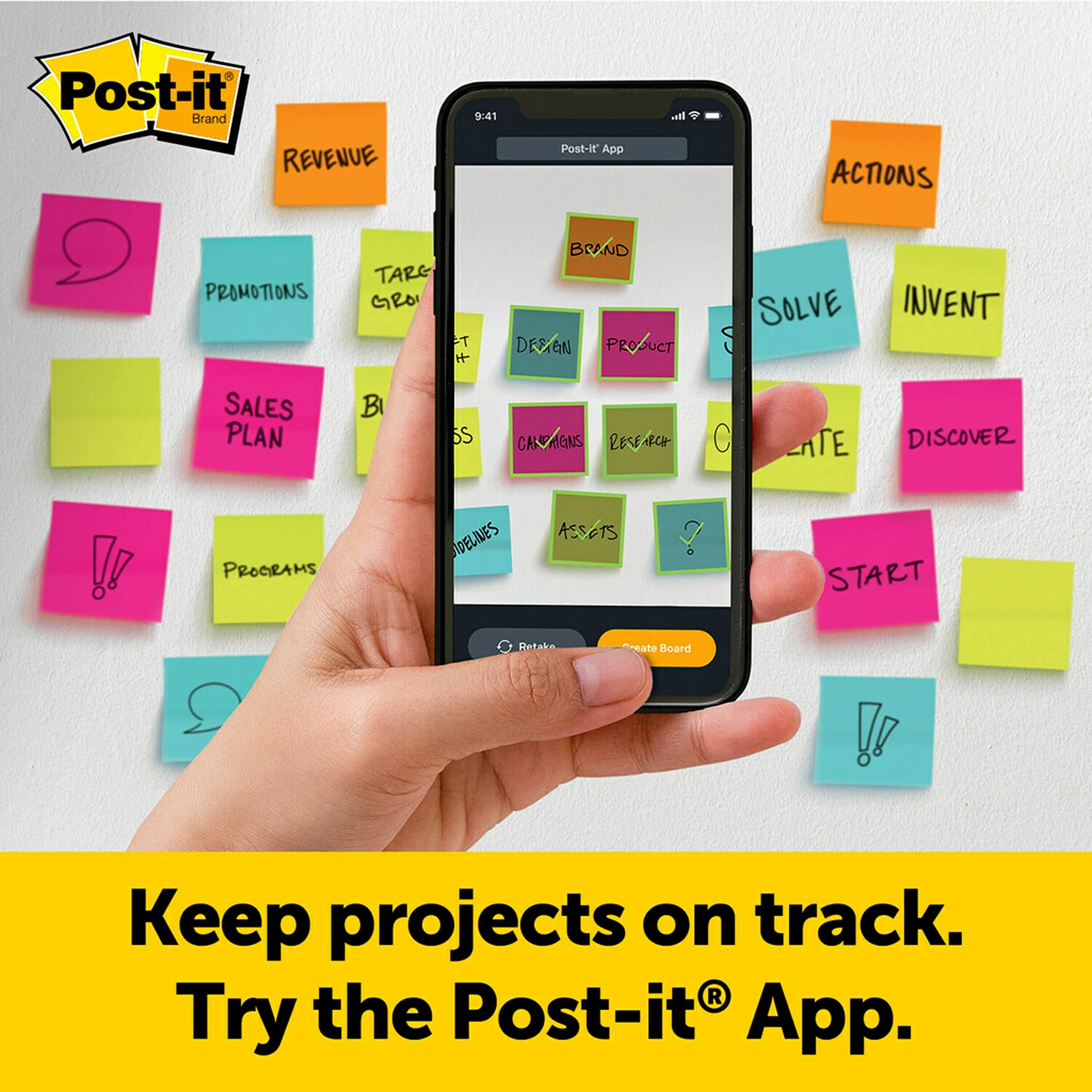 Post-it pad junto a Super Sticky Notes organizando ideas visuales