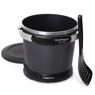 Presto GranPappy close-up of ceramic nonstick interior showing easy-clean surface and durability