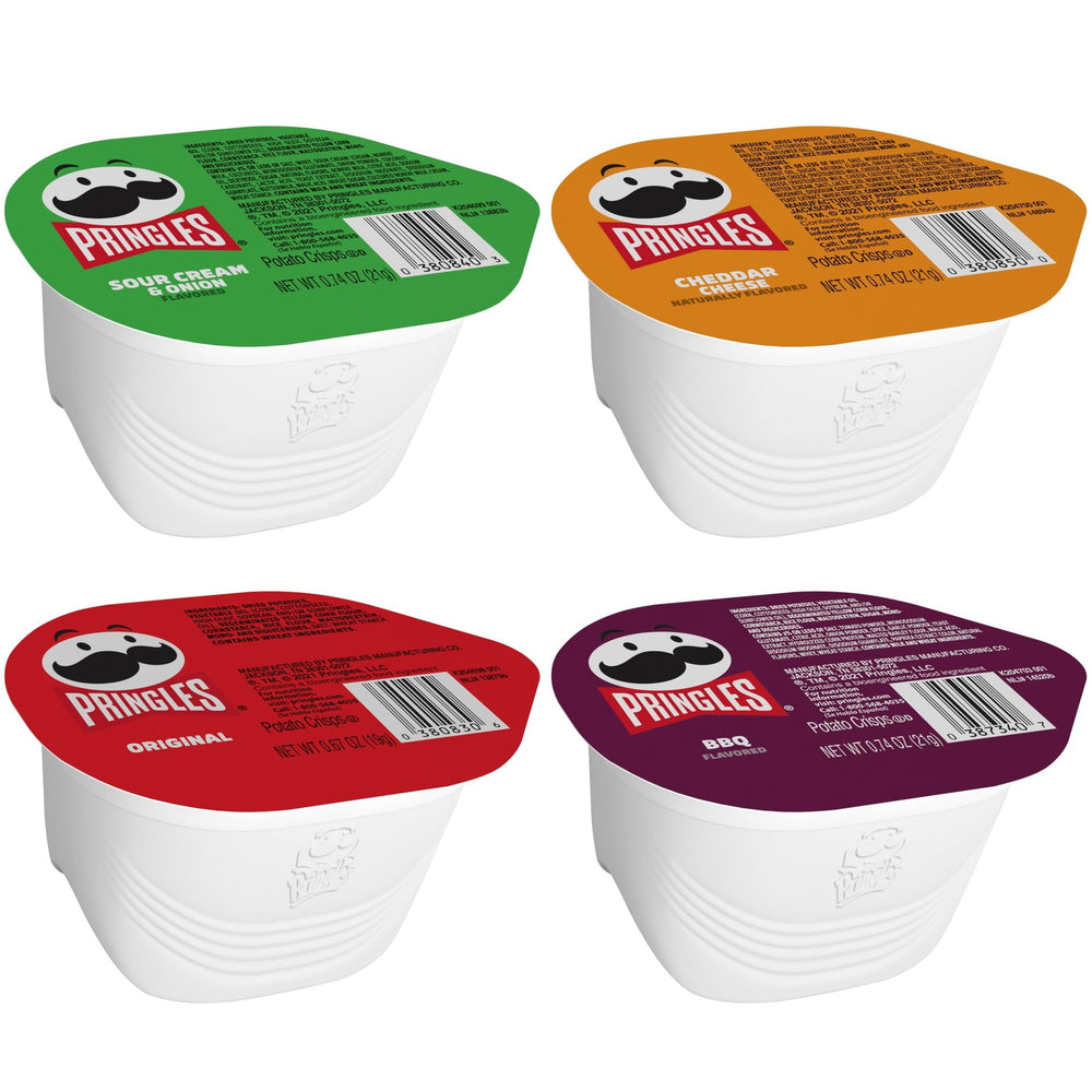 Pringles tazas servidas en mesa de fiesta para compartir sabores