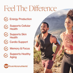 Pure Micronutrients cápsulas en mano mostrando tamaño y facilidad
