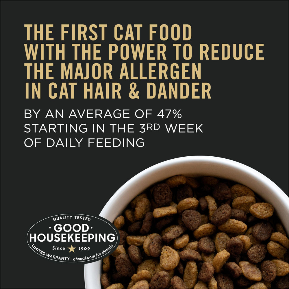 Purina Pro Plan label close-up highlighting guaranteed live probiotics