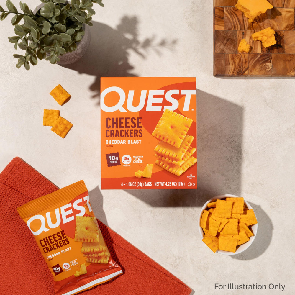 Quest crackers dentro de mochila de gimnasio listos para consumo postentreno