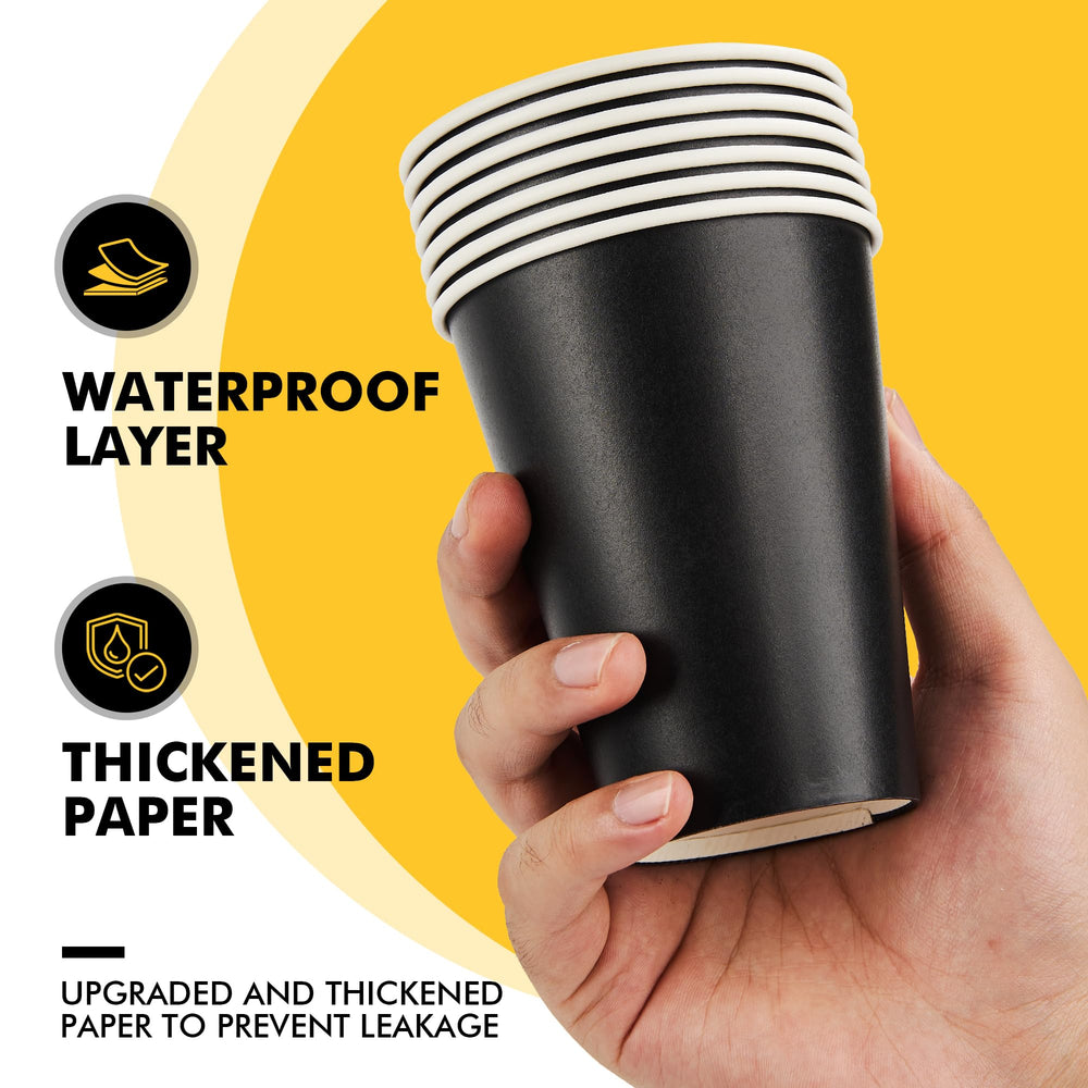 RACETOP vaso en mano para mostrar tamaño y manejo cómodo