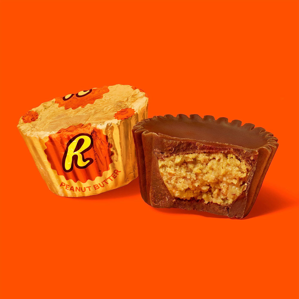 REESE'S bolsa usada para rellenar una caja de regalo festiva