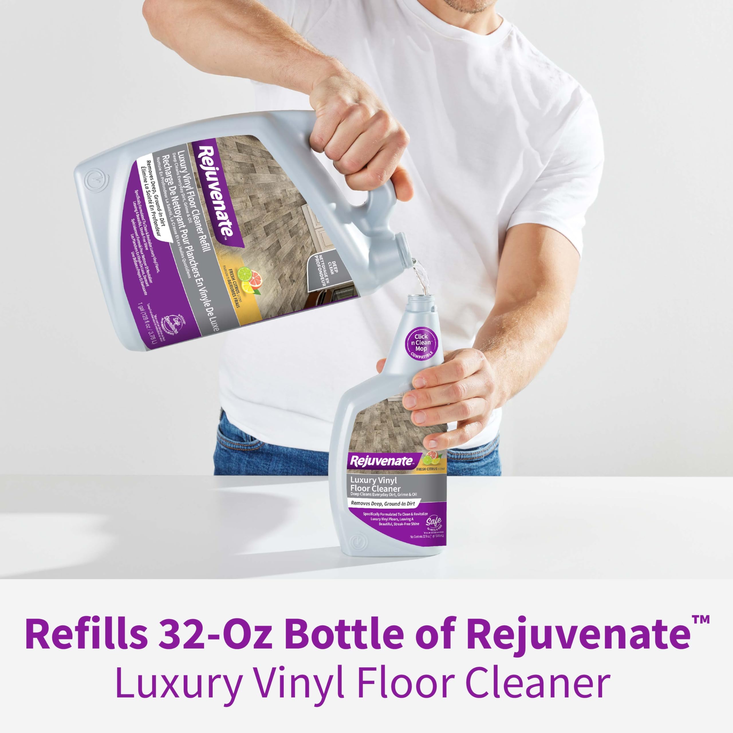 Rejuvenate líquido con espuma ligera y aroma cítrico visible al aplicarse