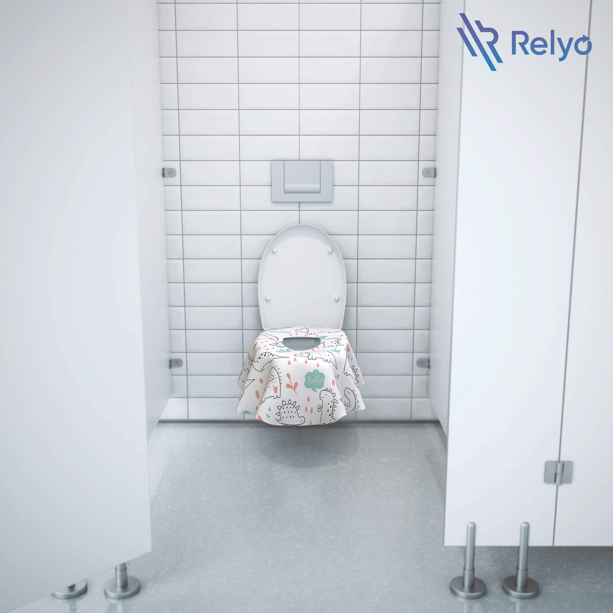 Relyo familia usando fundas en carretera comodidad y tranquilidad al viajar