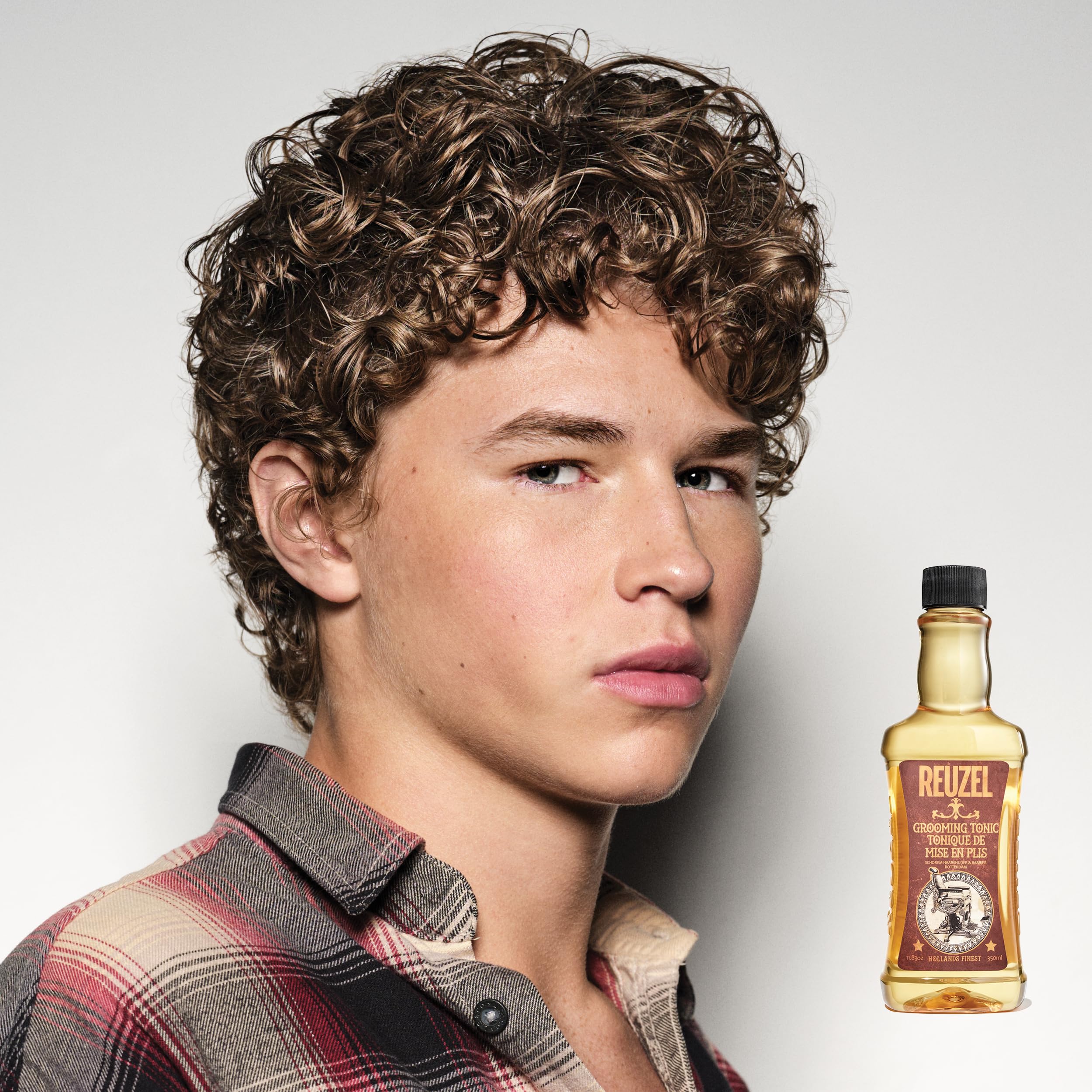 REUZEL textura del tónico líquido para ver ligereza y aplicabilidad