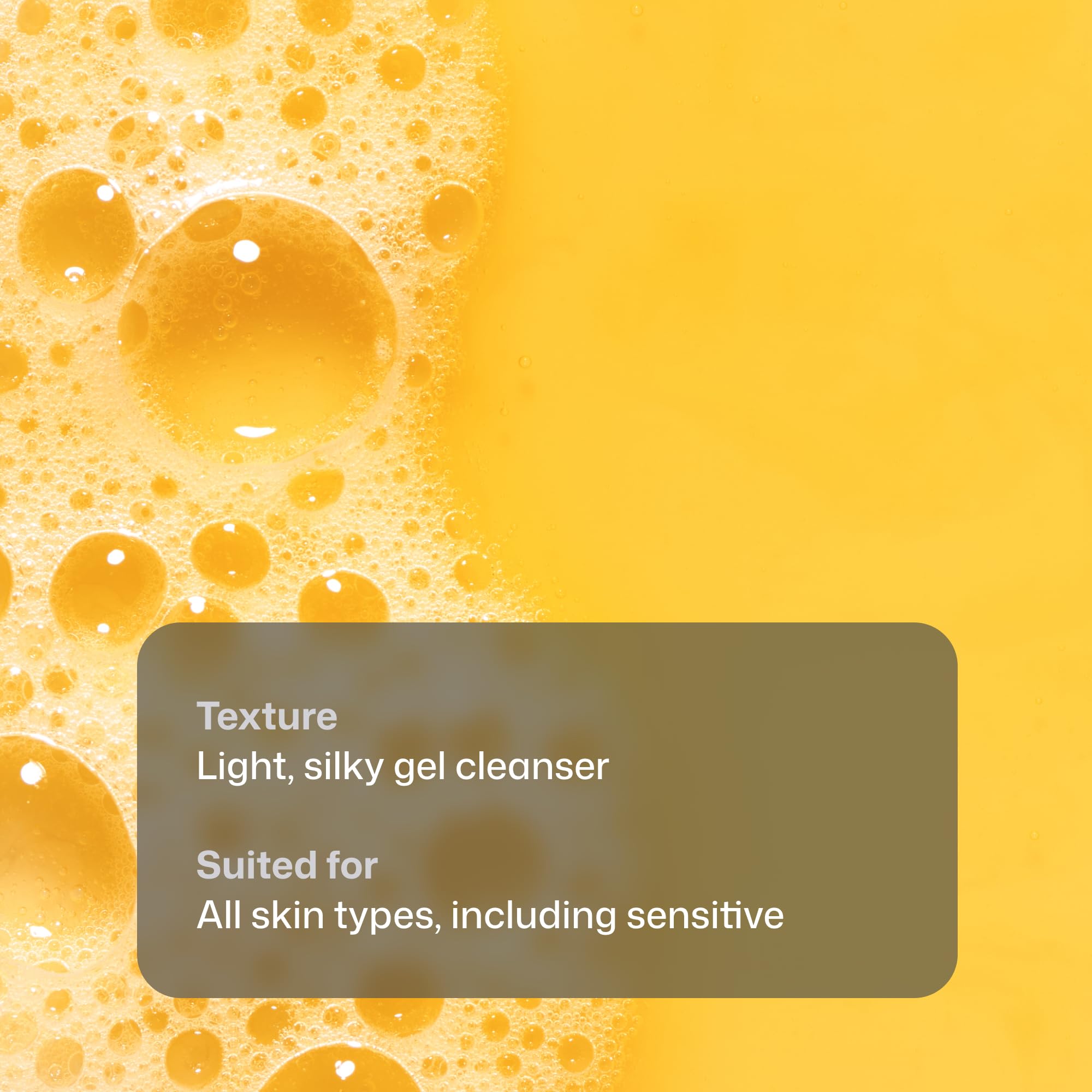 Revision Skincare gota de gel en palma mostrando fácil distribución
