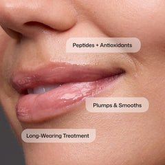 Revision Skincare textura brillante del producto resaltando hidratación inmediata