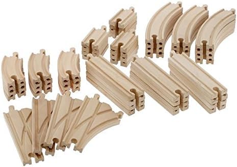 Right Track Toys contenido del paquete desplegado y organizado para montaje