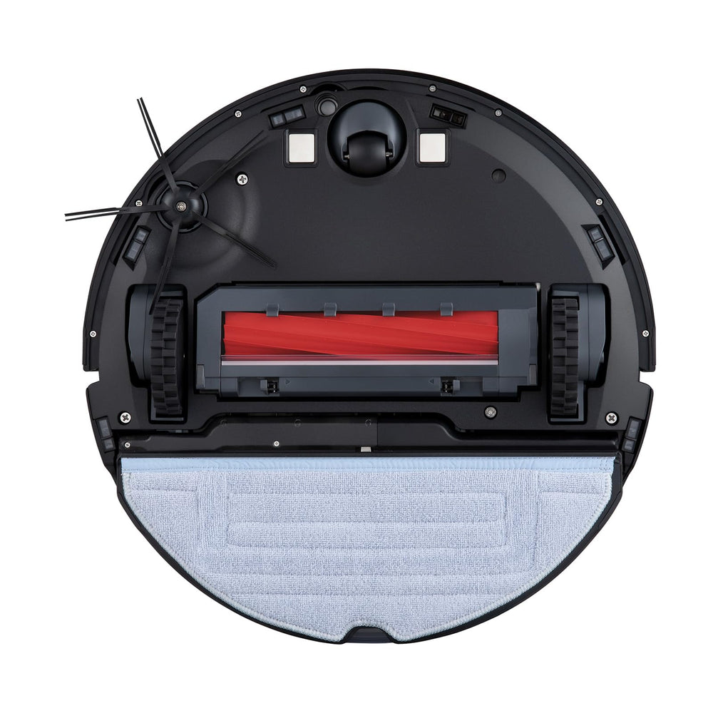 roborock cepillo en uso sobre suelo duro recogiendo polvo fino