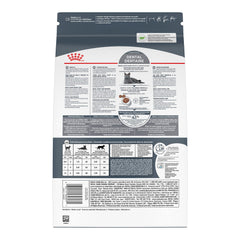 ROYAL CANIN detalle de textura de la croqueta que favorece la abrasión dental
