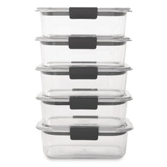 Rubbermaid lid close-up showing silicone gasket and latches for reliable leak-proof protection
