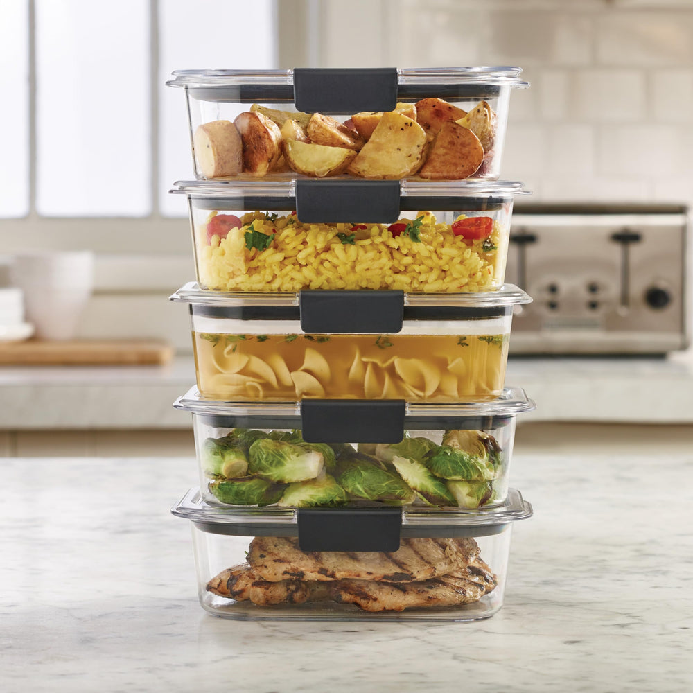 Rubbermaid container held in hand displaying compact 3.2-cup scale for portion control benefit
