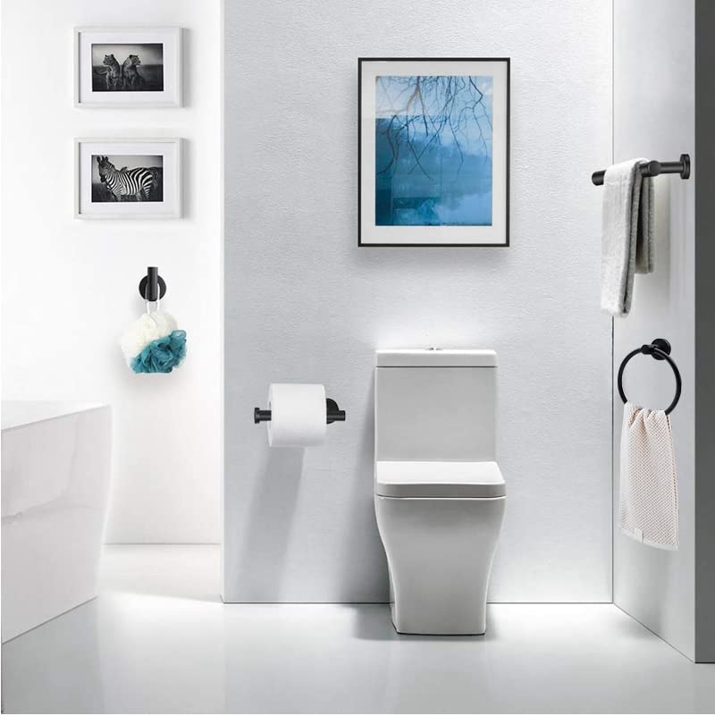 RUBY.Q conjunto montado en baño, estilo contemporáneo y funcionalidad