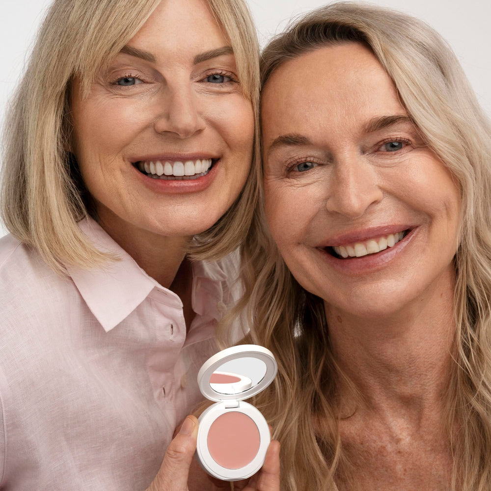 Rumi Cosmetiques comparación antes y después realzando corrección