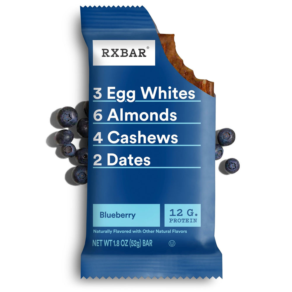 RXBAR comparación de tamaño al lado de una mano para referencia de porción