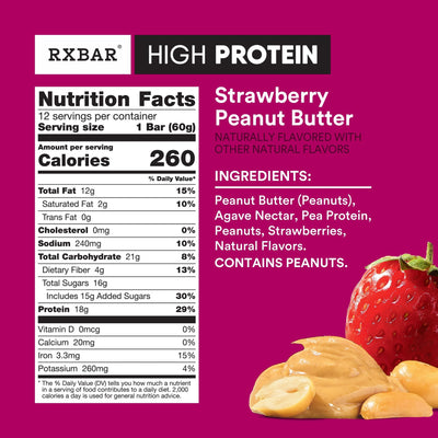 Primer plano de la textura interior de RXBAR mostrando masticabilidad y proteína vegetal