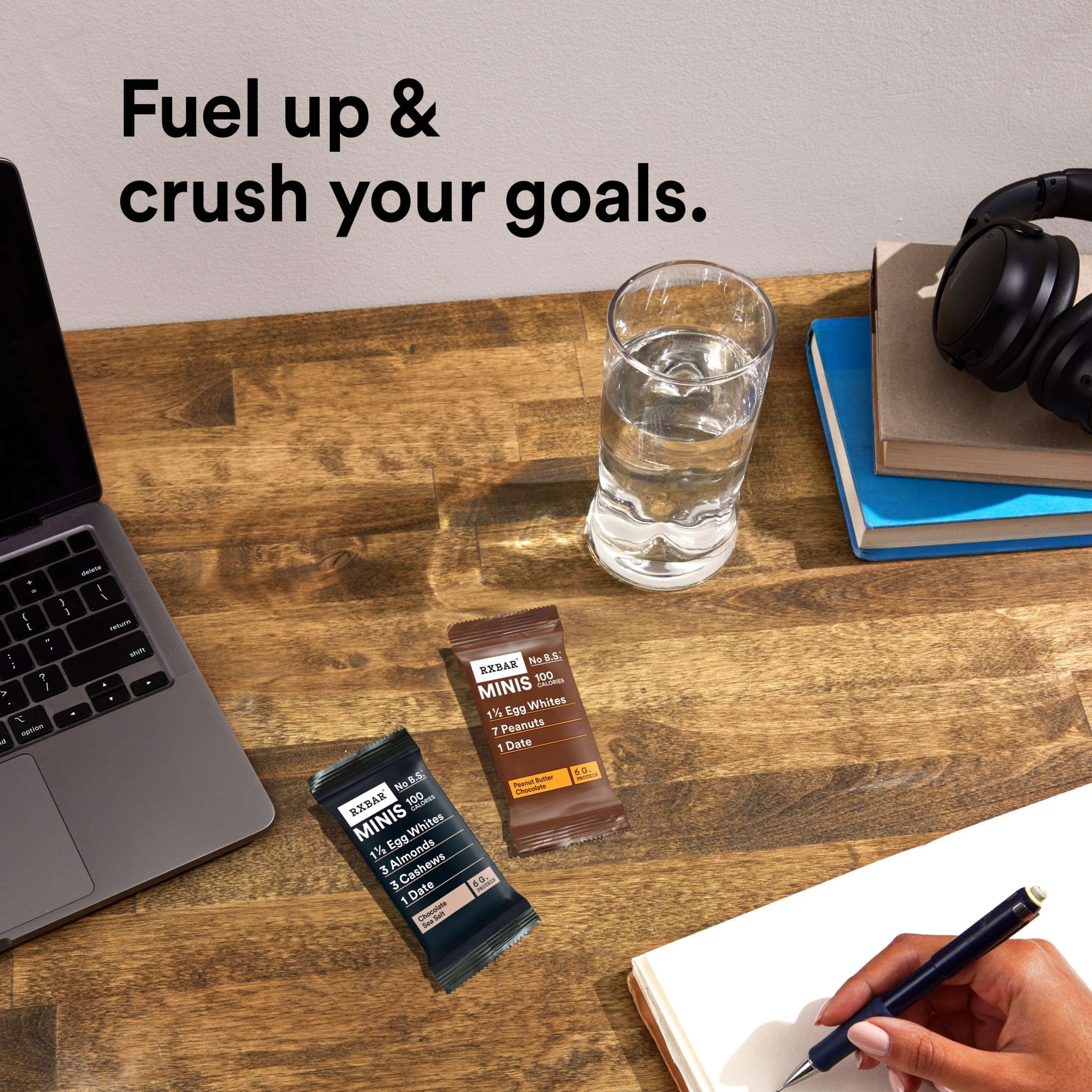 RXBAR mini consumida en oficina, snack portátil y práctico