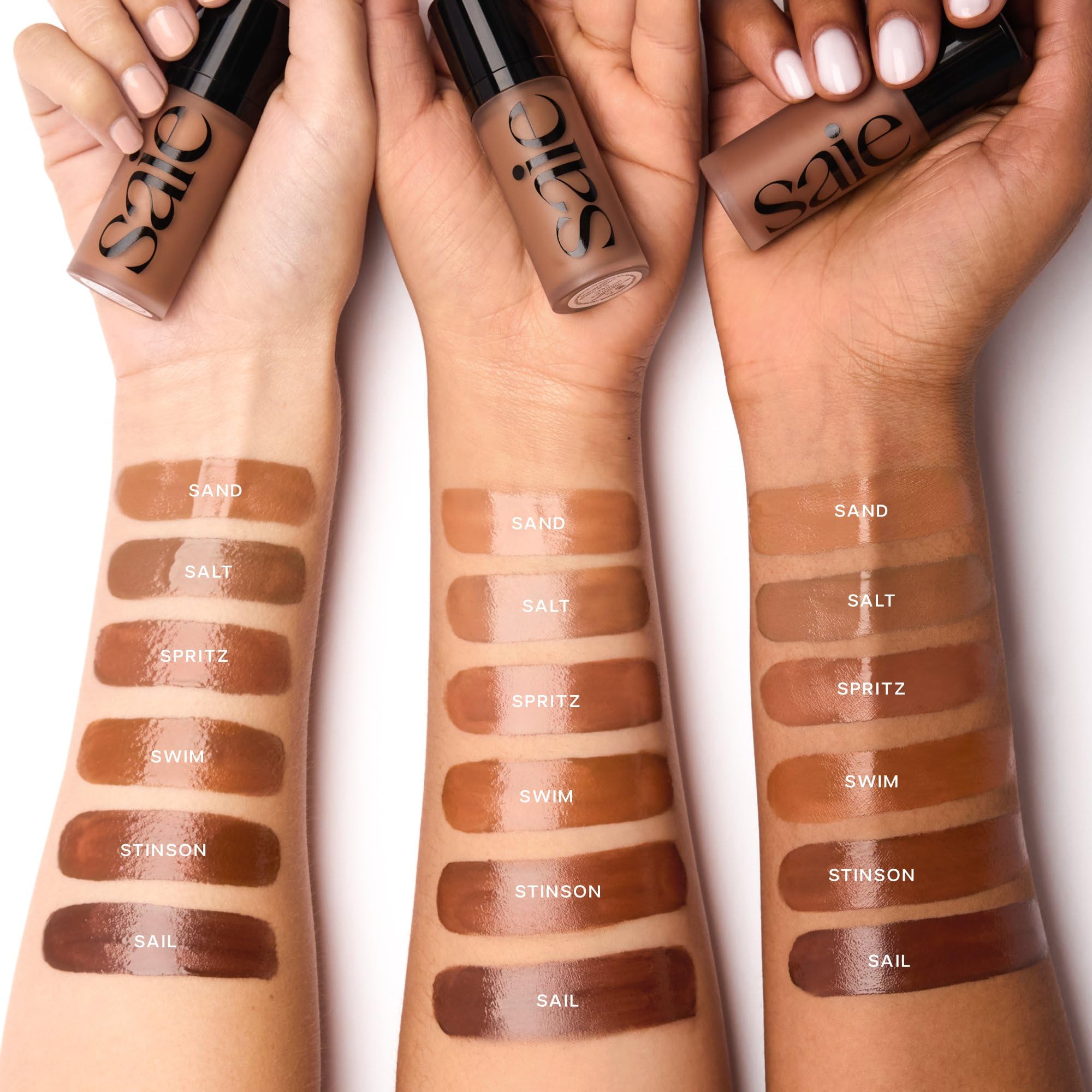 Saie Dew Bronze aplicación en pómulos para rostro con aspecto soleado