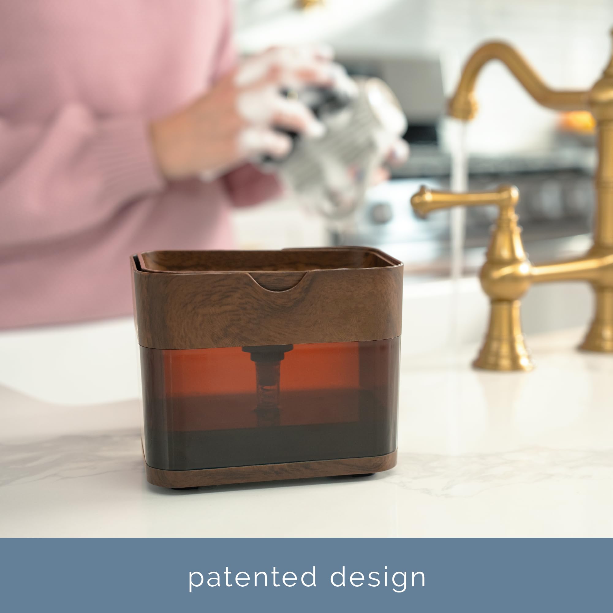 S&T INC. comparación de tamaño junto a una taza para visualizar dimensiones compactas