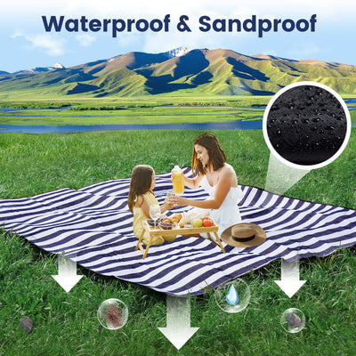 sapsisel on beach with family showing large seating capacity