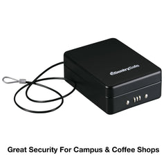 SentrySafe primer plano de la cerradura de combinación resaltando control sin llave