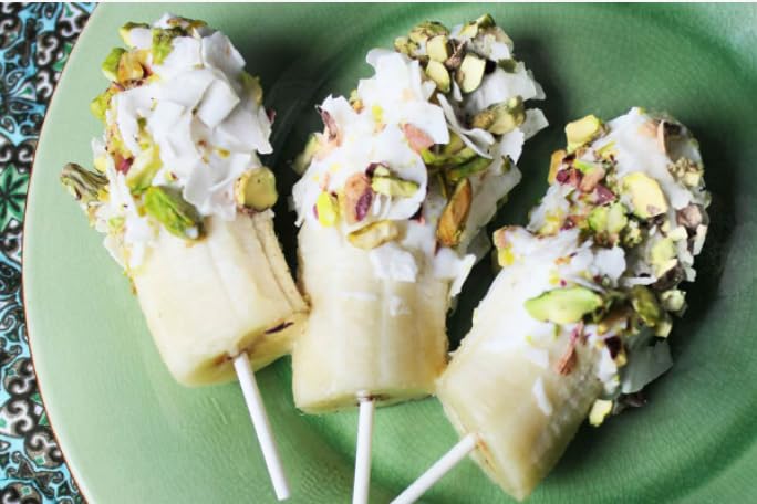 Setton Farms pistachos en cocina lifestyle mostrando uso diario y beneficio practicidad