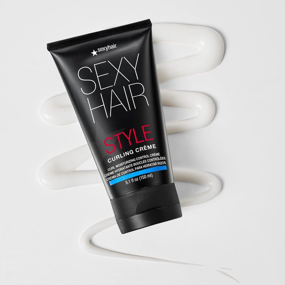 SexyHair textura cremosa en mano mostrando hidratación y fácil distribución