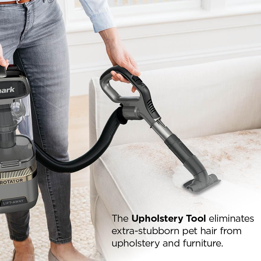 Shark LA502 self-cleaning brushroll detail preventing hair wrap