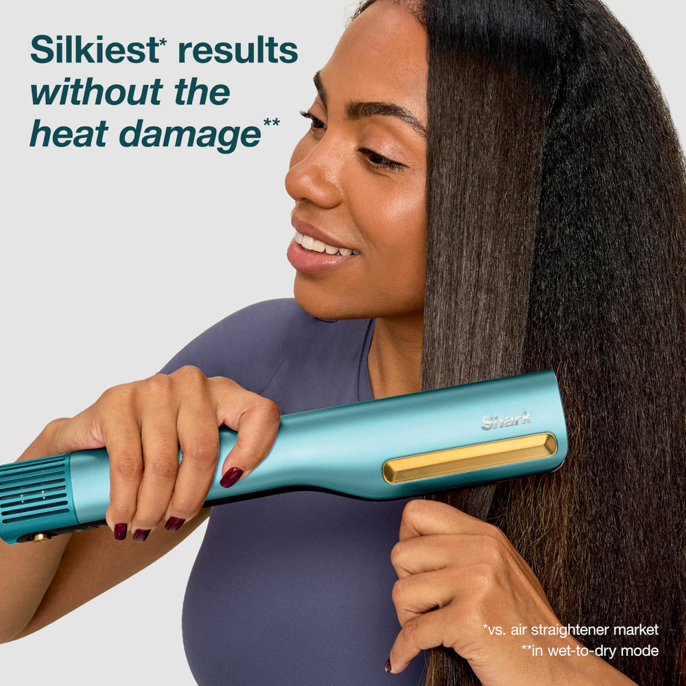 Shark SilkiPro ceramic plates close-up showing HeatSense surface for even heat